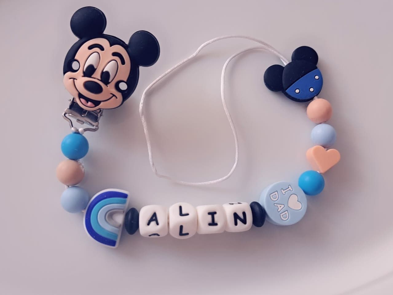 „Lănțișor de suzetă – Bleu Baby”