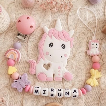 Set Unicorn – lănțișor de suzetă personalizat cu nume și jucărie pentru motricitate